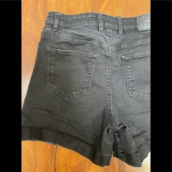 🖤 Zara High Rise Cuffed Denim Shorts - Picture 8 of 8